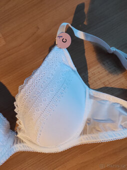 Krásná bílá podprsenka - 2