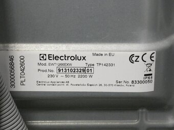 vrchem plněná pračka Zanussi - 2