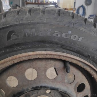 pneu zimní155/65 R14 - 2