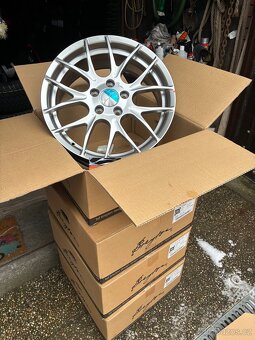 BREYTON original GTS-R Hyper silver 7x17 5x112 - 2