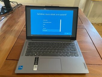 Noteook Lenovo IdeaPad Slim 3 14IAH8 - 2