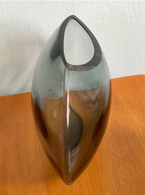 Moderní skleněná váza - 2