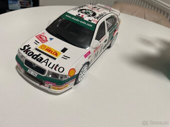 Škoda Octavia WRC 1:18 - 2