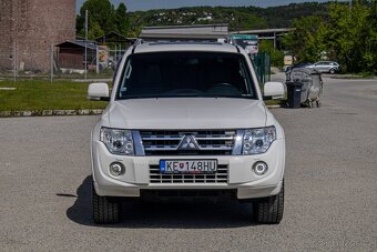 Mitsubishi Pajero 3.2DI-D LWB Instyle A/T - 2