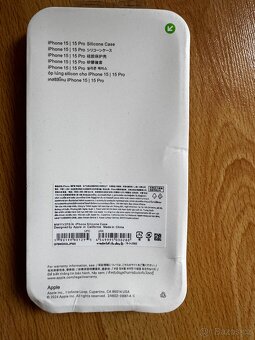 Silikonový kryt iPhone 15 Pro - 2