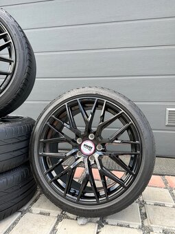 Alu kola 5x112 r18 - MAM RS4 - 2