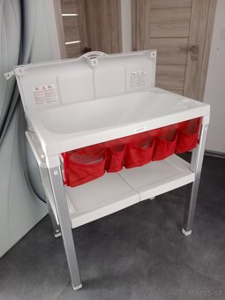 Přebalovací pult s vaničkou - 2