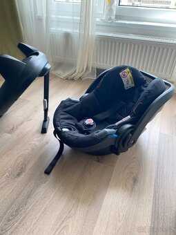 Dětská autosedačka + isofix základna BeSafe IZi Go - 2