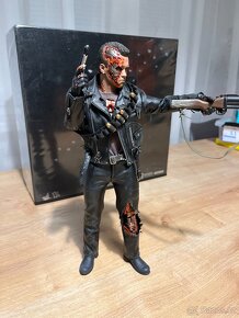 Hot Toys DX13- Terminator 2 - 2