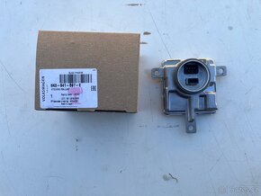 Řídící jednotka XENON světlometu (VAG 8K0 941 597 E) - 2