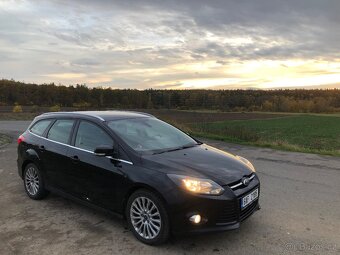 Ford Focus 1.6 tdci 85kw TITANIUM - 2