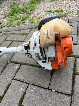 křovinořez STIHL - 2