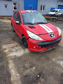 Peugeot 206+ - 2