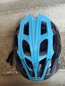 Cyklistická helma FOX Striker L/XL BLK/BLU - 2