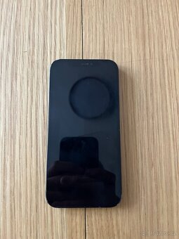 iPhone 12 – 64 GB - 2