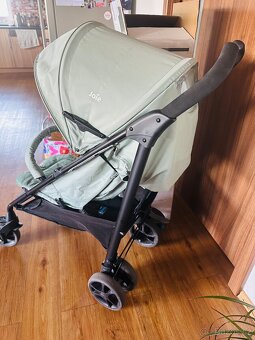 Kočárek do 22 kg JOIE Brisk™ LX 2025 Laurel golfové hole - 2