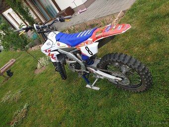 YAMAHA YZ 450 F (+plasty Bradshaw 1993 Replica ) - 2