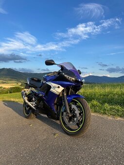 Yamaha YZF R6 - 2