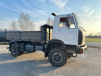 Liaz traktor - 2