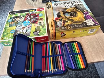 Stolní hra, puzzle a nové pouzdro - 2