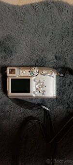 Nikon Coolpix 4800 - 2