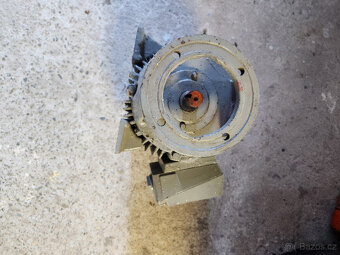 Motor - 2