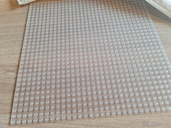 Velké "Lego" průhledné podložky na stavění - 2
