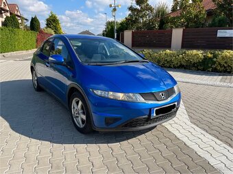 Honda Civic 1.4benzín 268.000km - 2