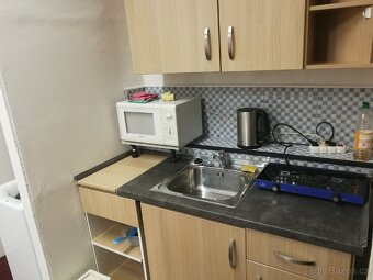 Nebytový prostor, byt. 40 metrů čtverečních - 2