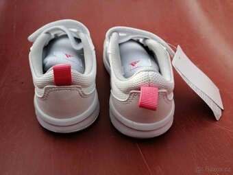 Nové tenisky Adidas vel. 27 - možná i výměna

 - 2