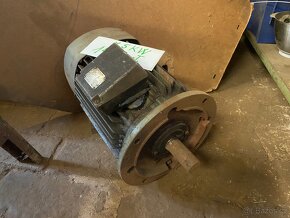 Elektromotor 7,5kW 1450 oT. - 2