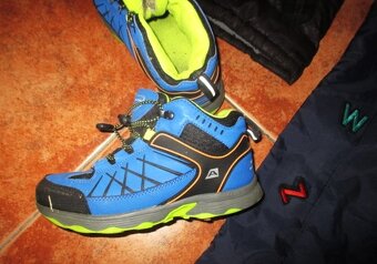 Chlapecká bunda. oteplovačky - 128, boty - ALPINE PRO, 33 - 2