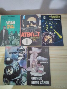 26x brožura edice Magnet, Víkend, Saturn a jiné - 2