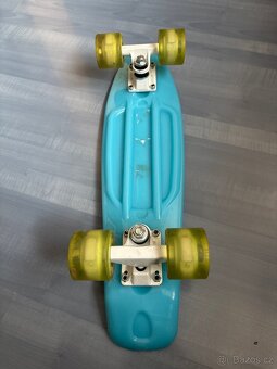 Svítící penny skate board Sulov - 2