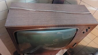 Televize Tesla Limba 4252U (černobílý televizor) - 2