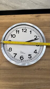 Nástěnné hodiny - 2