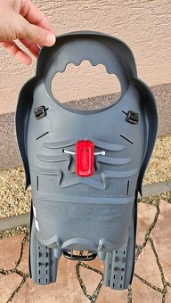 Sedačka zánovní - 2