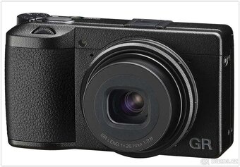 RICOH GR IIIx s příslušenstvím - 2