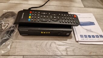Set top box DVB-T2  Skyworth SKWT21FTA - 2