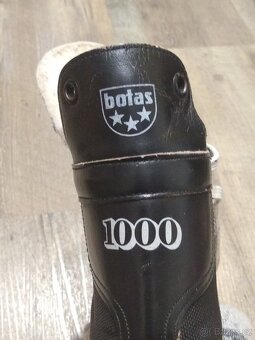 Lední brusle Botas, délka stélky 21 cm - 2