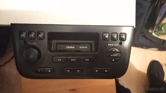 Autorádio Clarion - 2