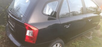 Kia carens 2.0 benzín r.v. 2007 - 2