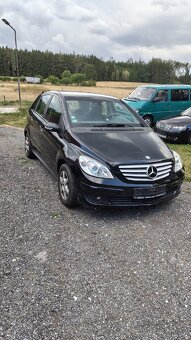 Mercedes-Benz B 150 - 2
