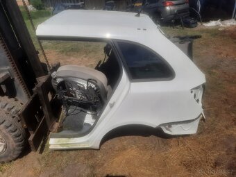škoda fabia 2 kombi - zadni cast karoserie - 2