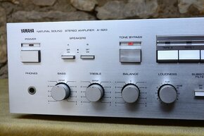 YAMAHA A 520 - 2