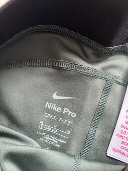Nike Pro kratasy - 2