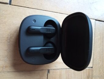 Sluchátka JBL VIBE300 TWS - 2