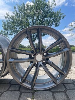 BMW 5 G30 R18 - 2