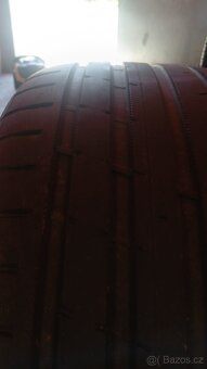 235/40 r19 Nokian - 2