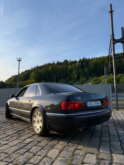 Audi A8 d2 - 2